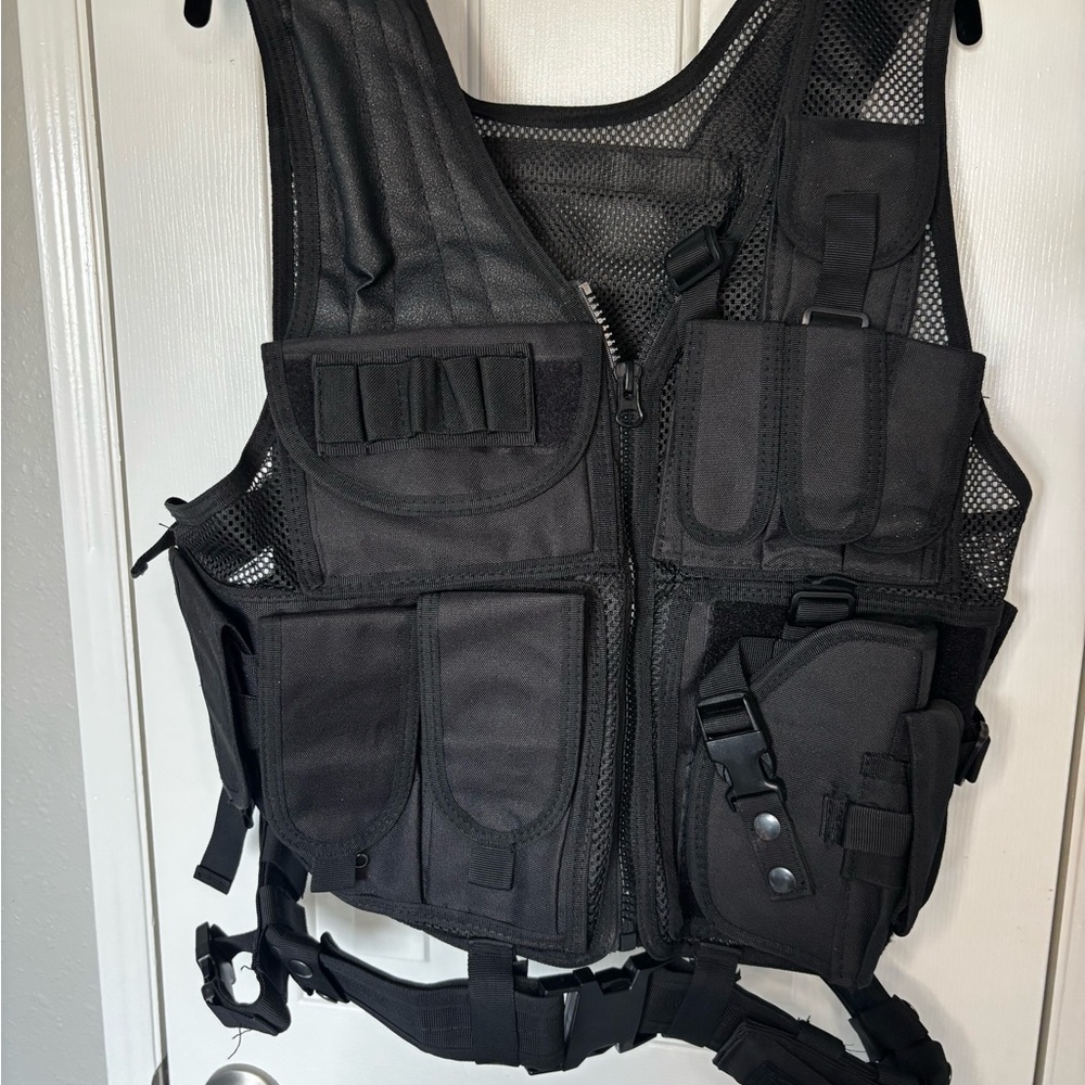 Tactical Black Utility Vest